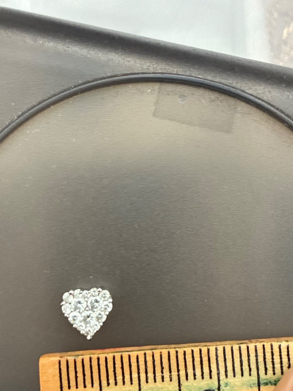14k white gold diamond Heart shaped  Necklace - Picture 8 of 10
